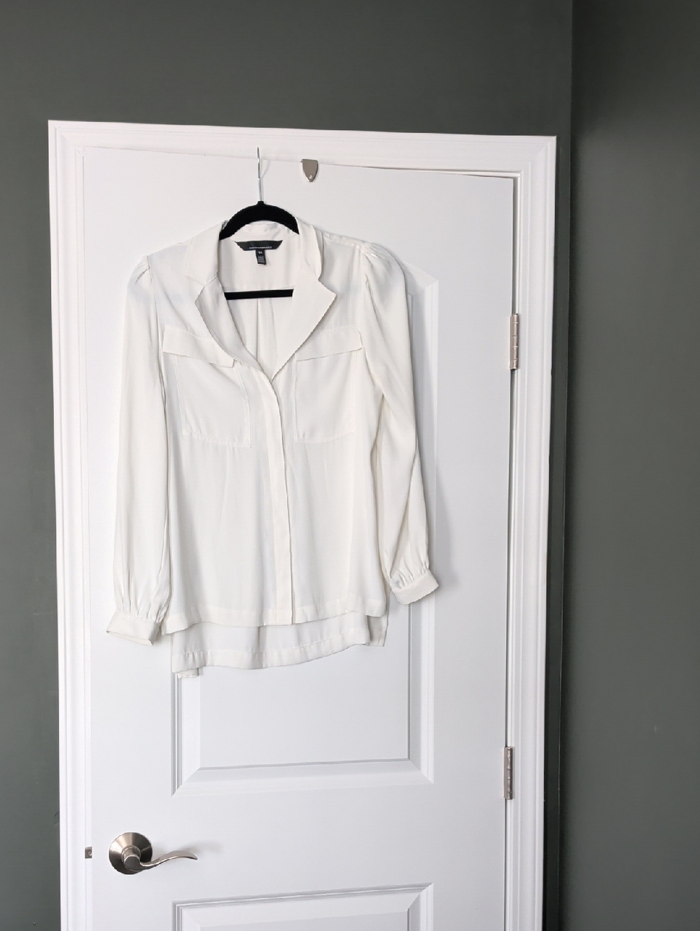 White House Black Market Ivory Button-Front Blouse